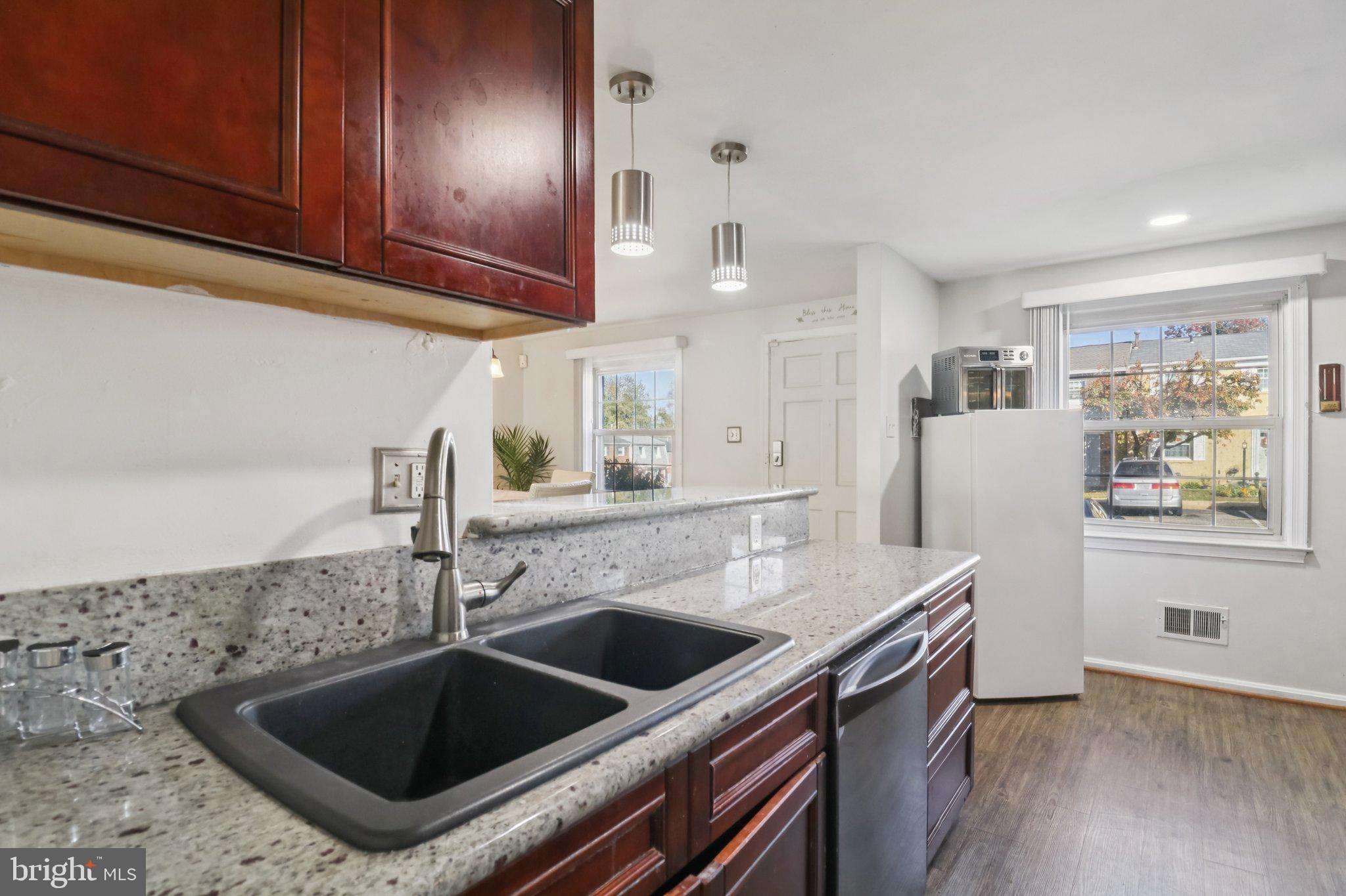 PINEWOOD HILL - Residential