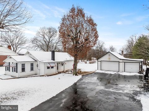 Photo of 321 Barlow Two Taverns Road, GETTYSBURG, PA 17325 (MLS # PAAD2021858)
