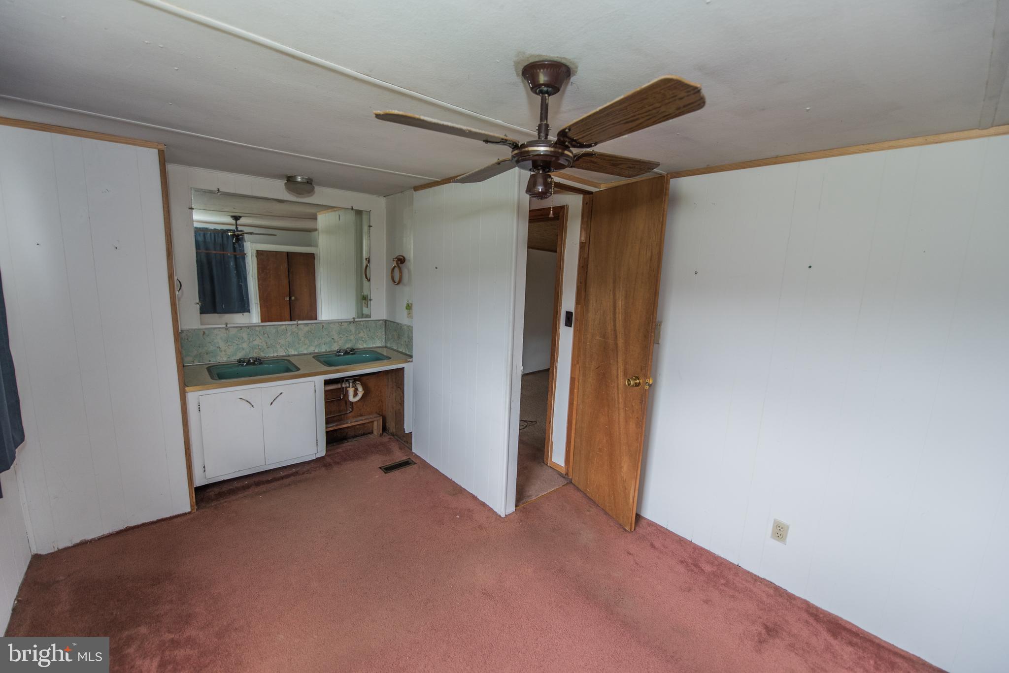 SLEEPY HILL - Residential