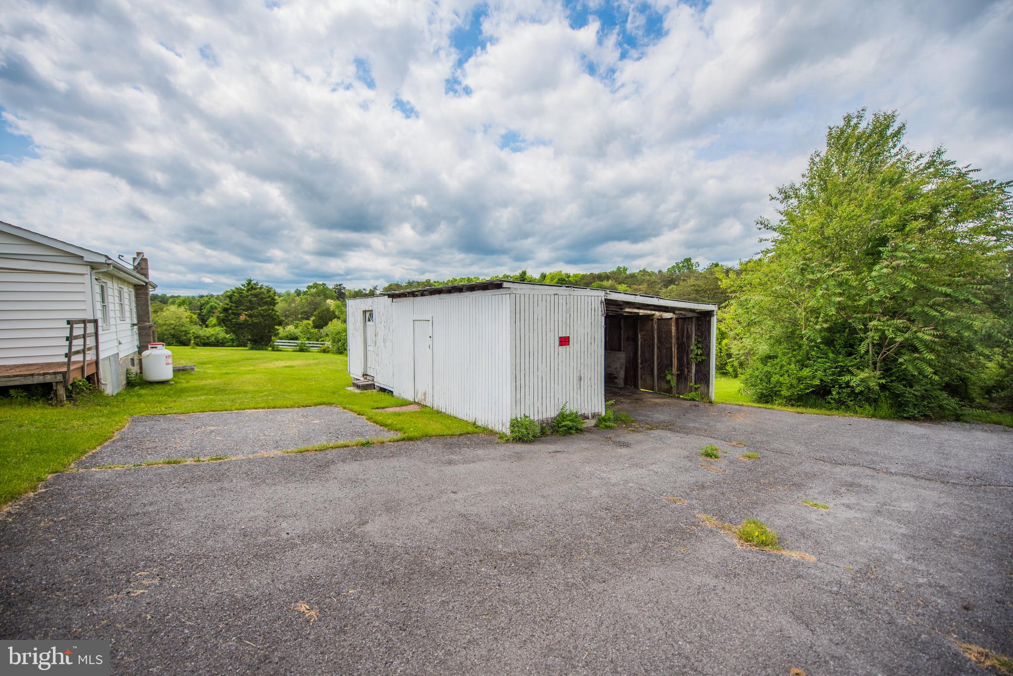 SLEEPY HILL - Residential