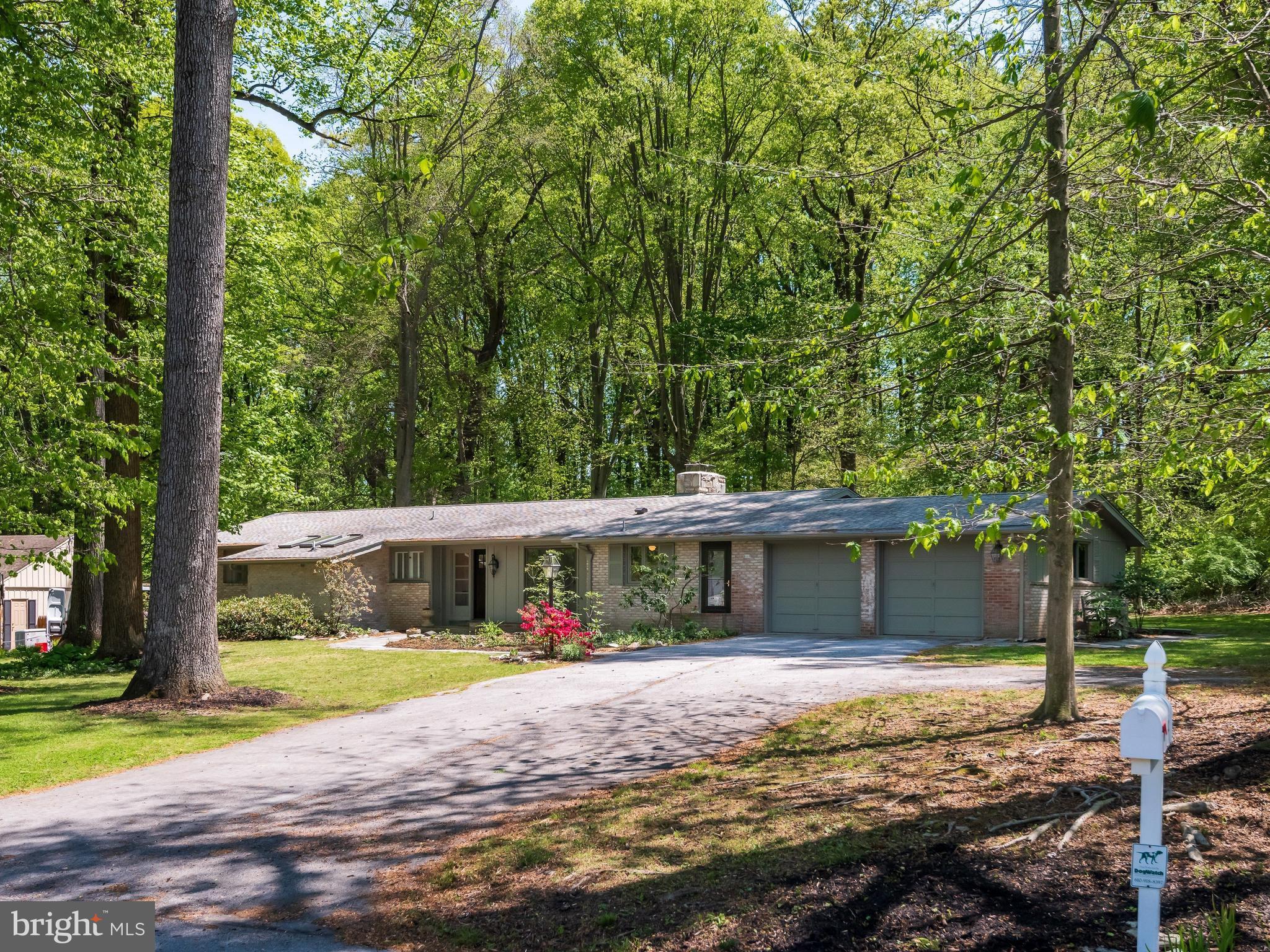 12 WOODLAND CIRCLE