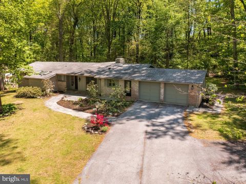 12 WOODLAND CIRCLE DOWNINGTOWN PA 19335