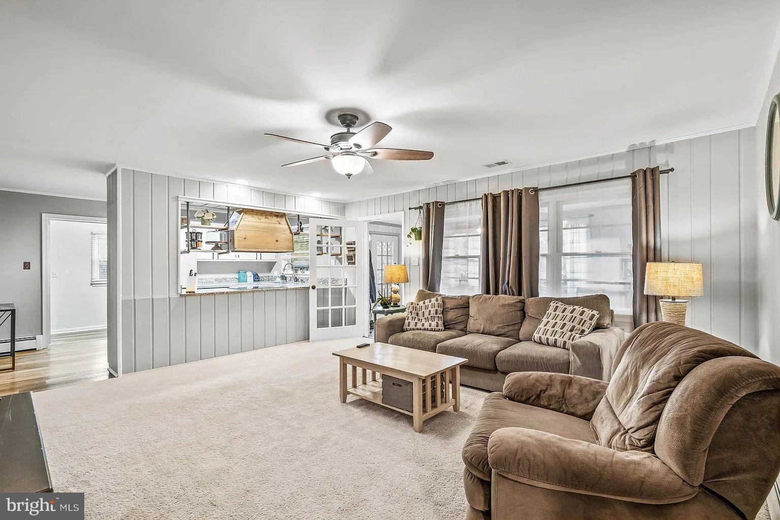 WOODLAWN ACRES - Residential Lease