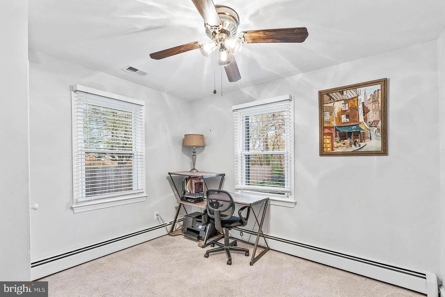 WOODLAWN ACRES - Residential Lease