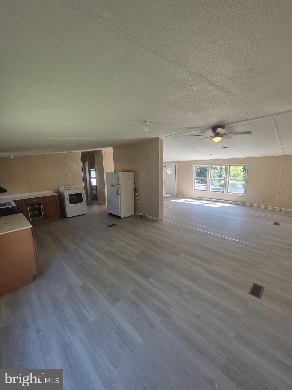 253 BIRCHWOOD ESTATE