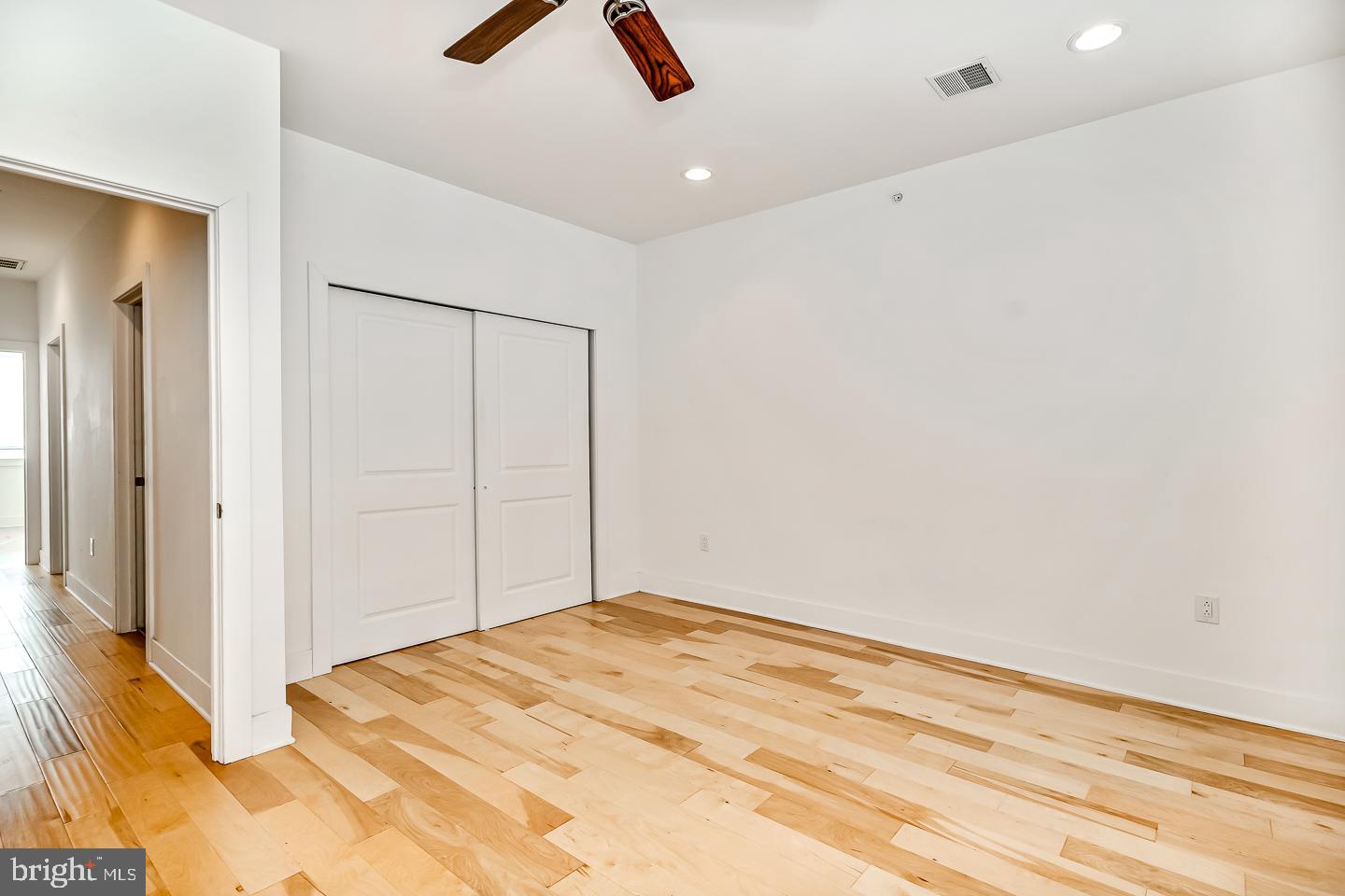 OLDE KENSINGTON - Residential