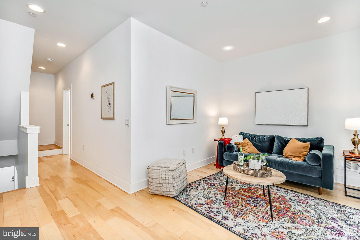 OLDE KENSINGTON - Residential