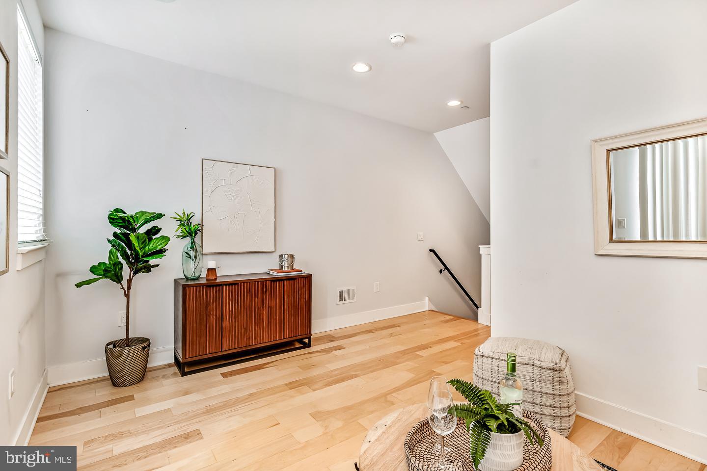 OLDE KENSINGTON - Residential