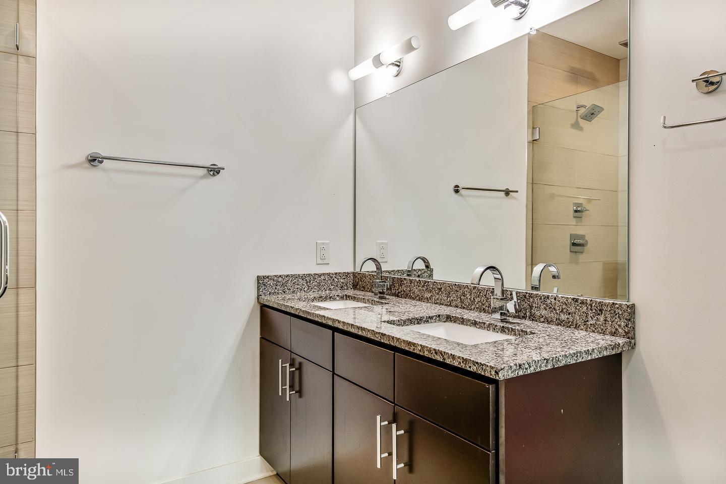 OLDE KENSINGTON - Residential