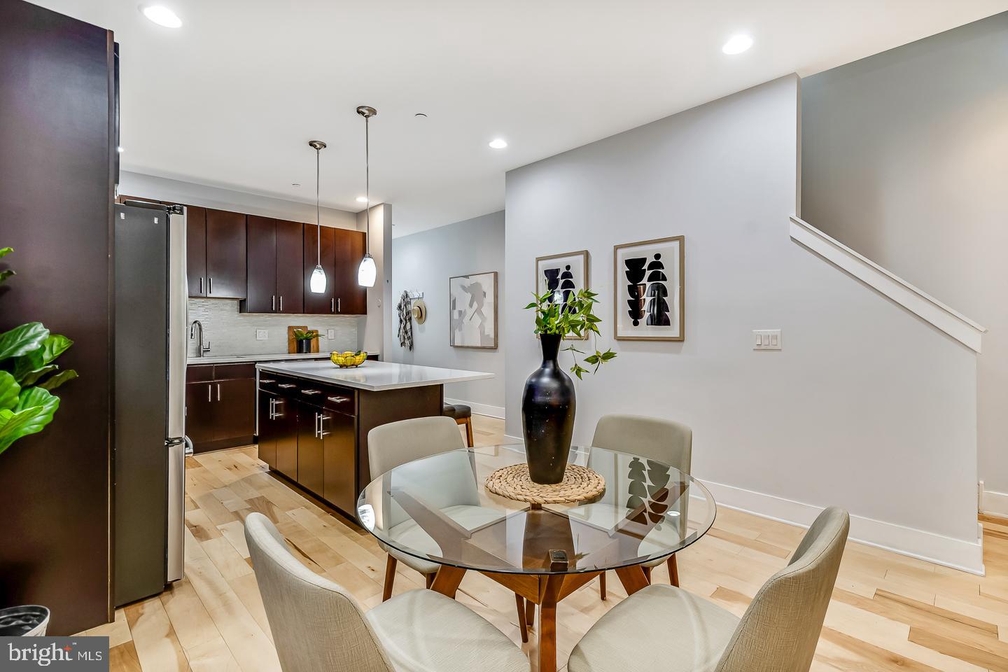 OLDE KENSINGTON - Residential