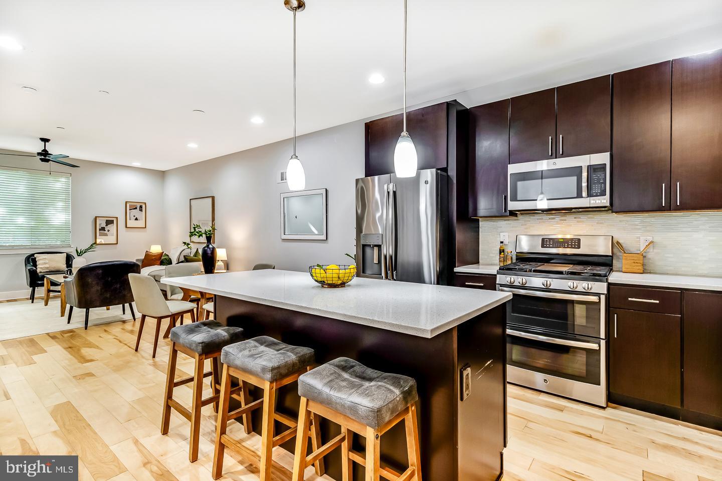 OLDE KENSINGTON - Residential