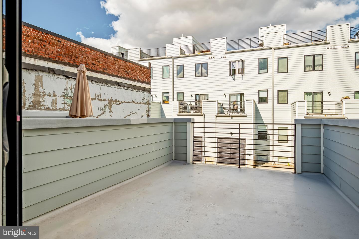 OLDE KENSINGTON - Residential