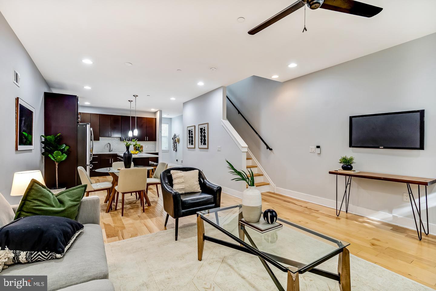 OLDE KENSINGTON - Residential