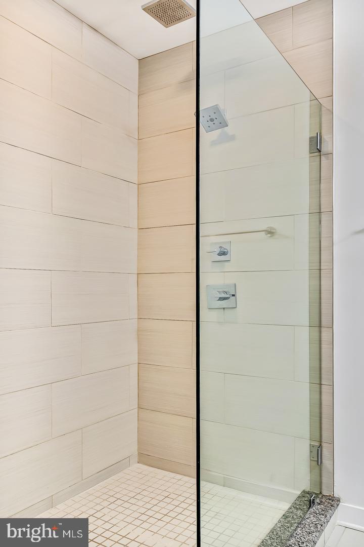 OLDE KENSINGTON - Residential