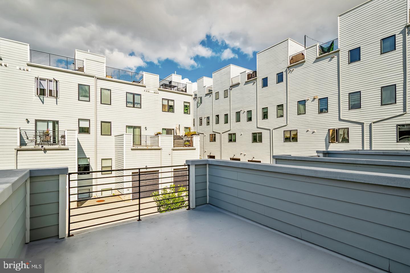 OLDE KENSINGTON - Residential