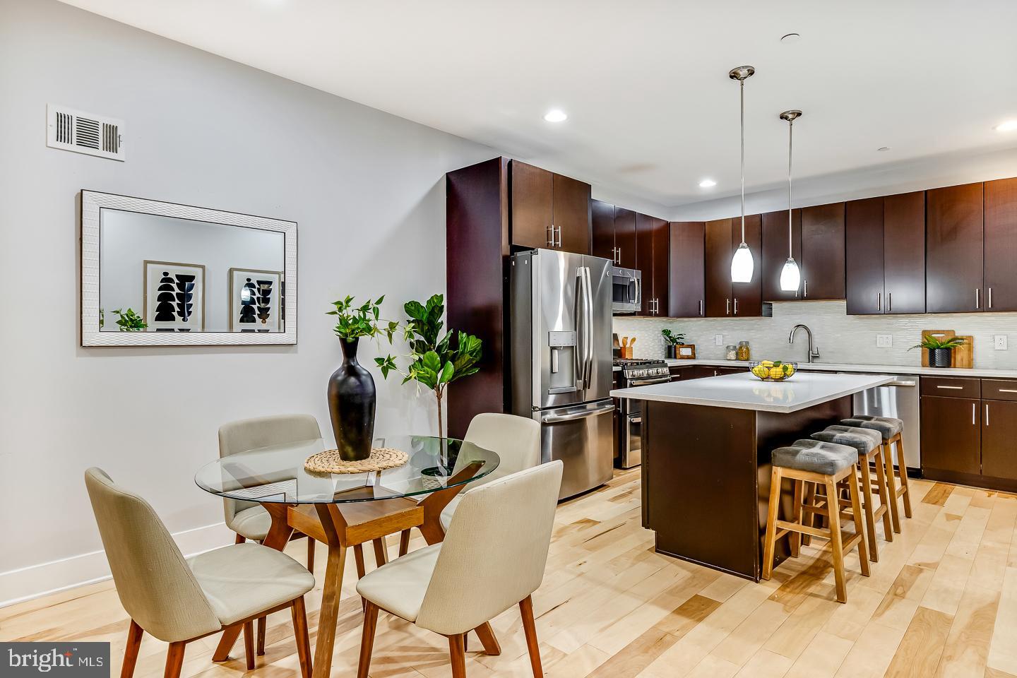 OLDE KENSINGTON - Residential