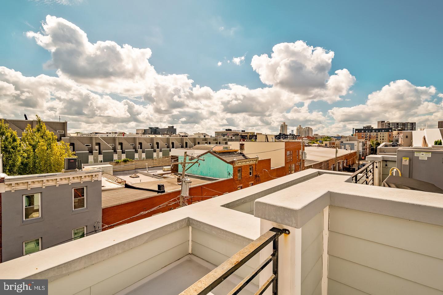 OLDE KENSINGTON - Residential