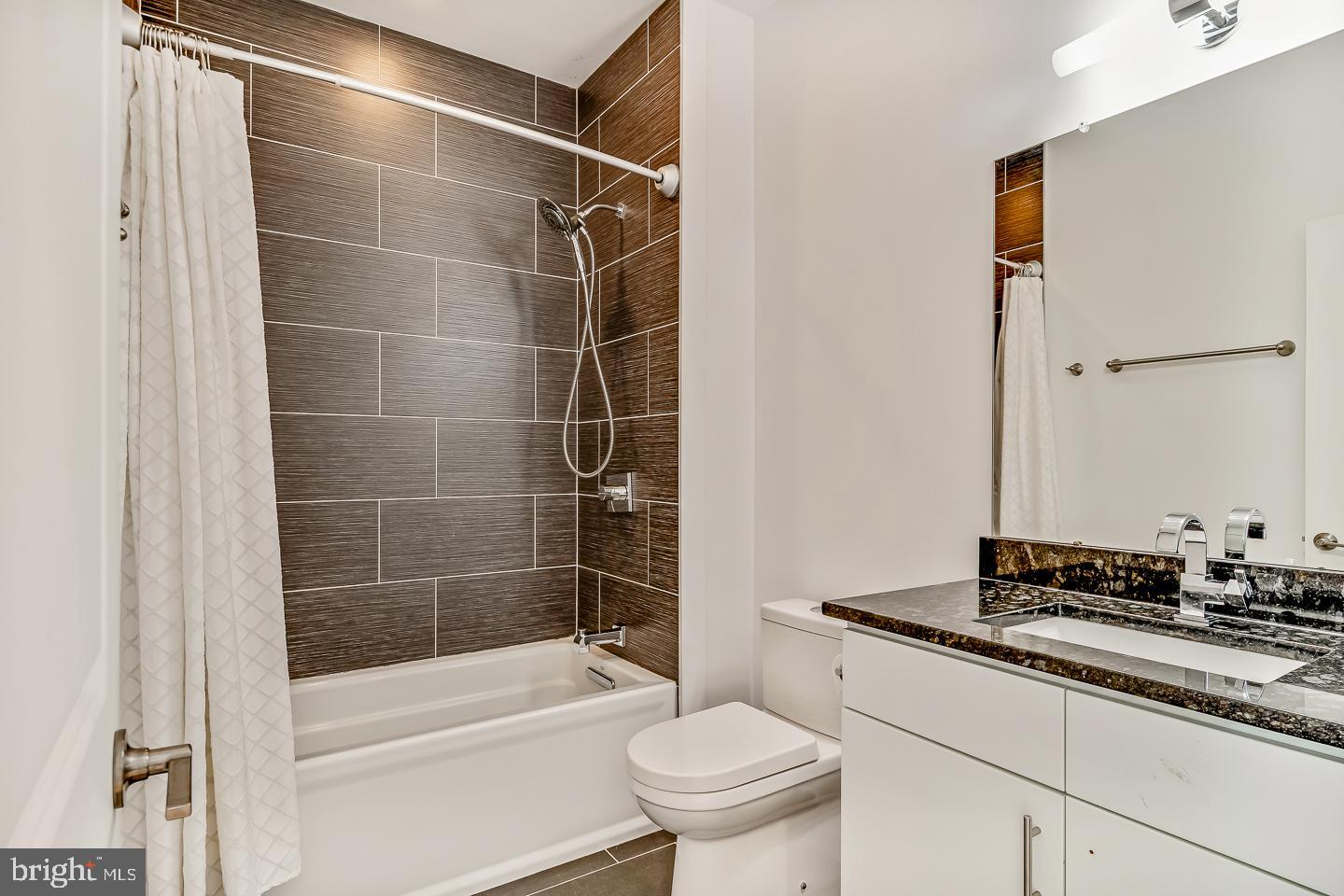 OLDE KENSINGTON - Residential