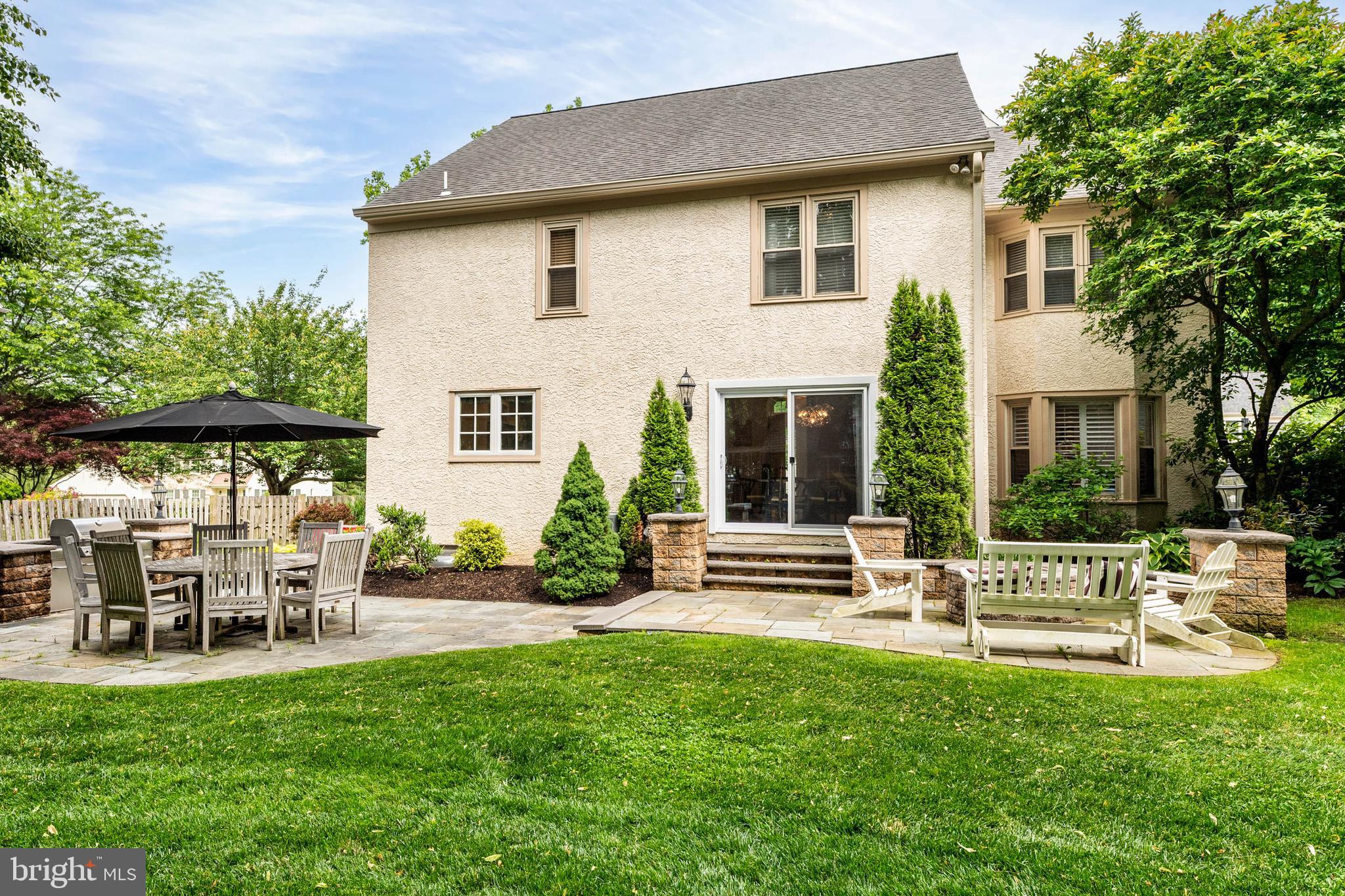 CORNERSTONE - Residential