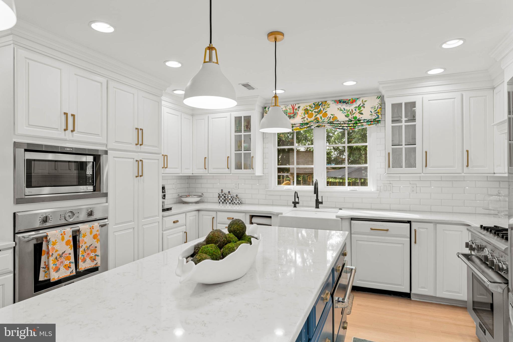 CORNERSTONE - Residential