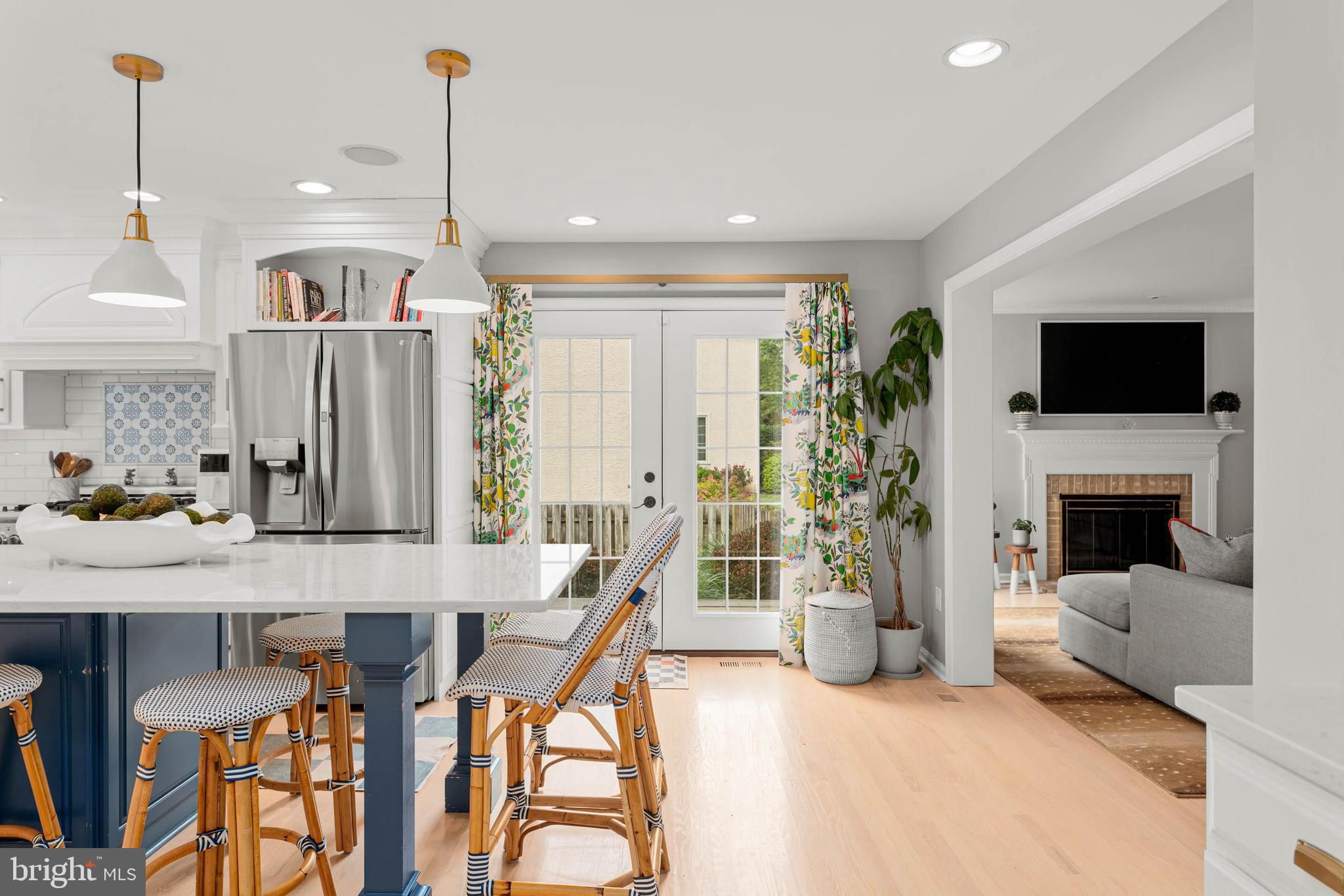 CORNERSTONE - Residential