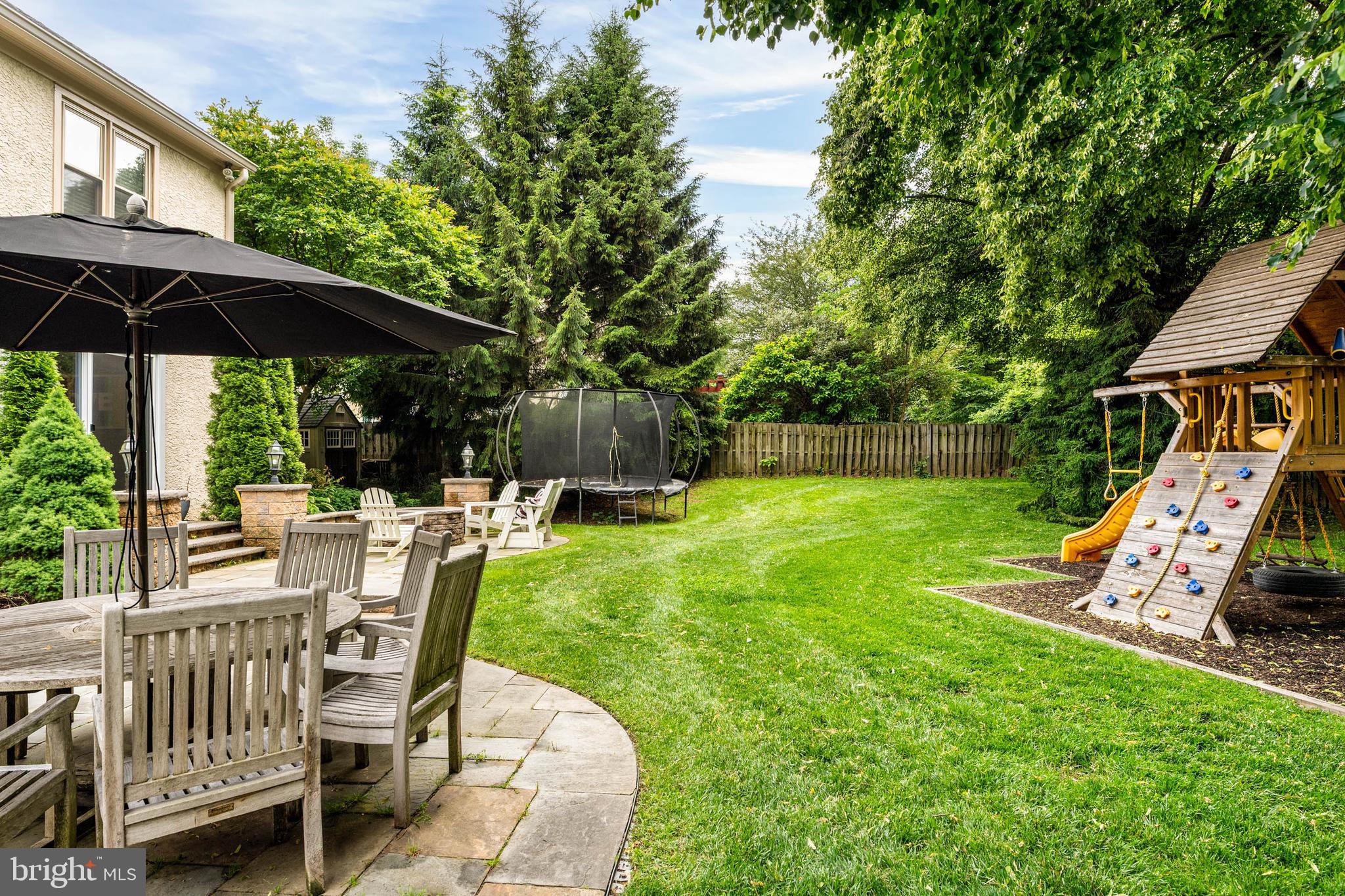 CORNERSTONE - Residential