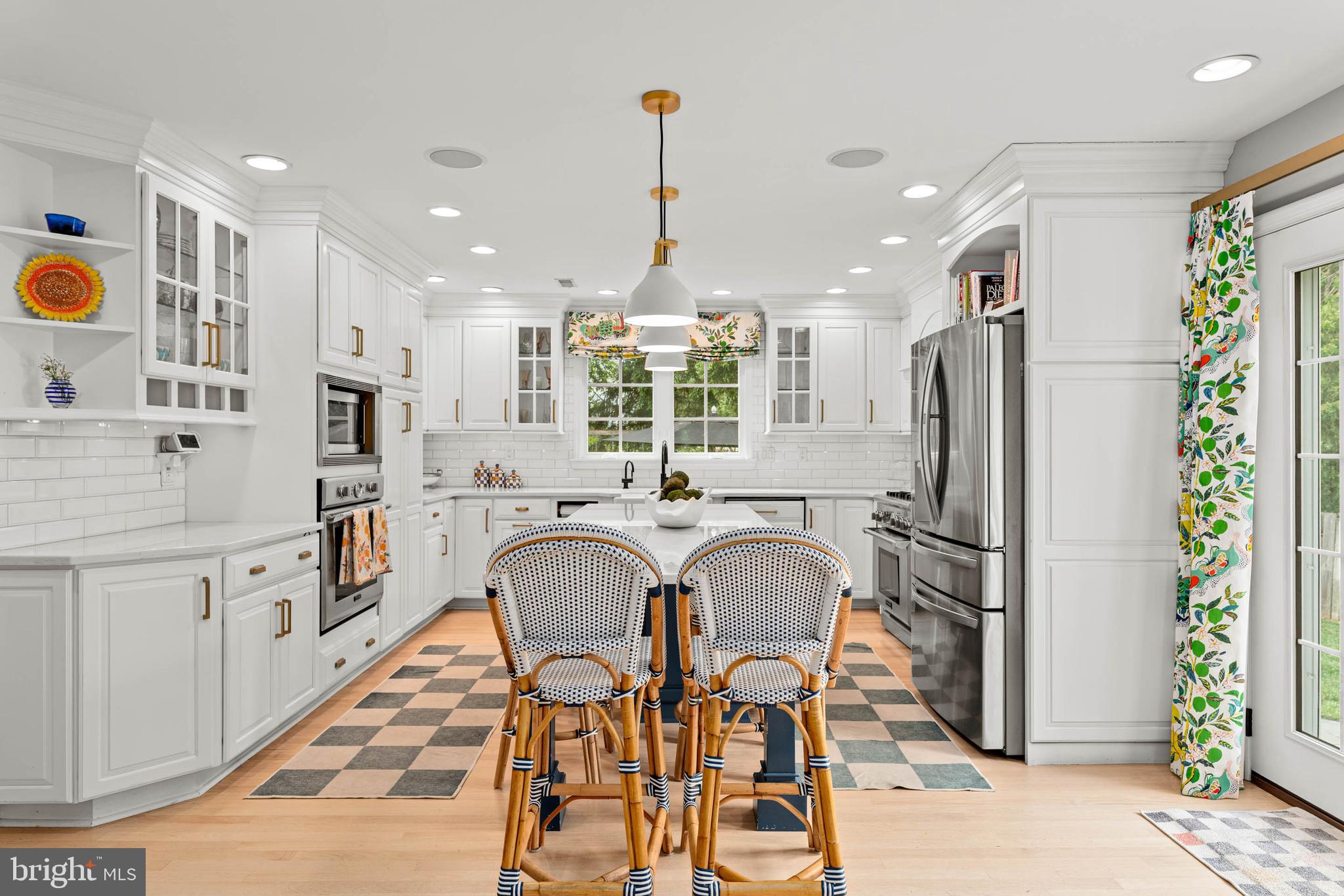 CORNERSTONE - Residential