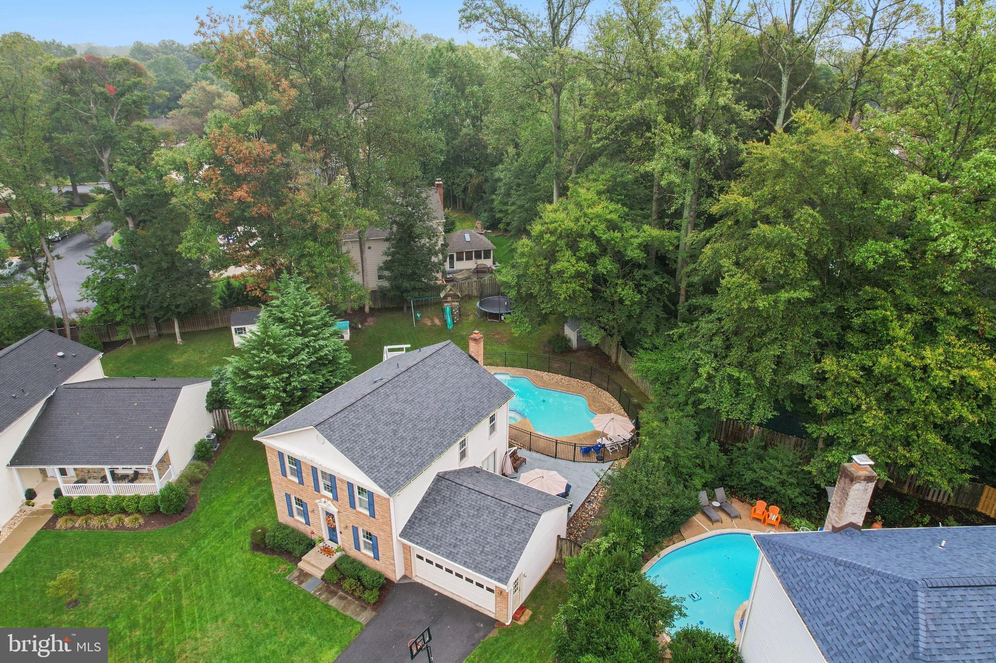 SOUTH RUN OAKS - Residential