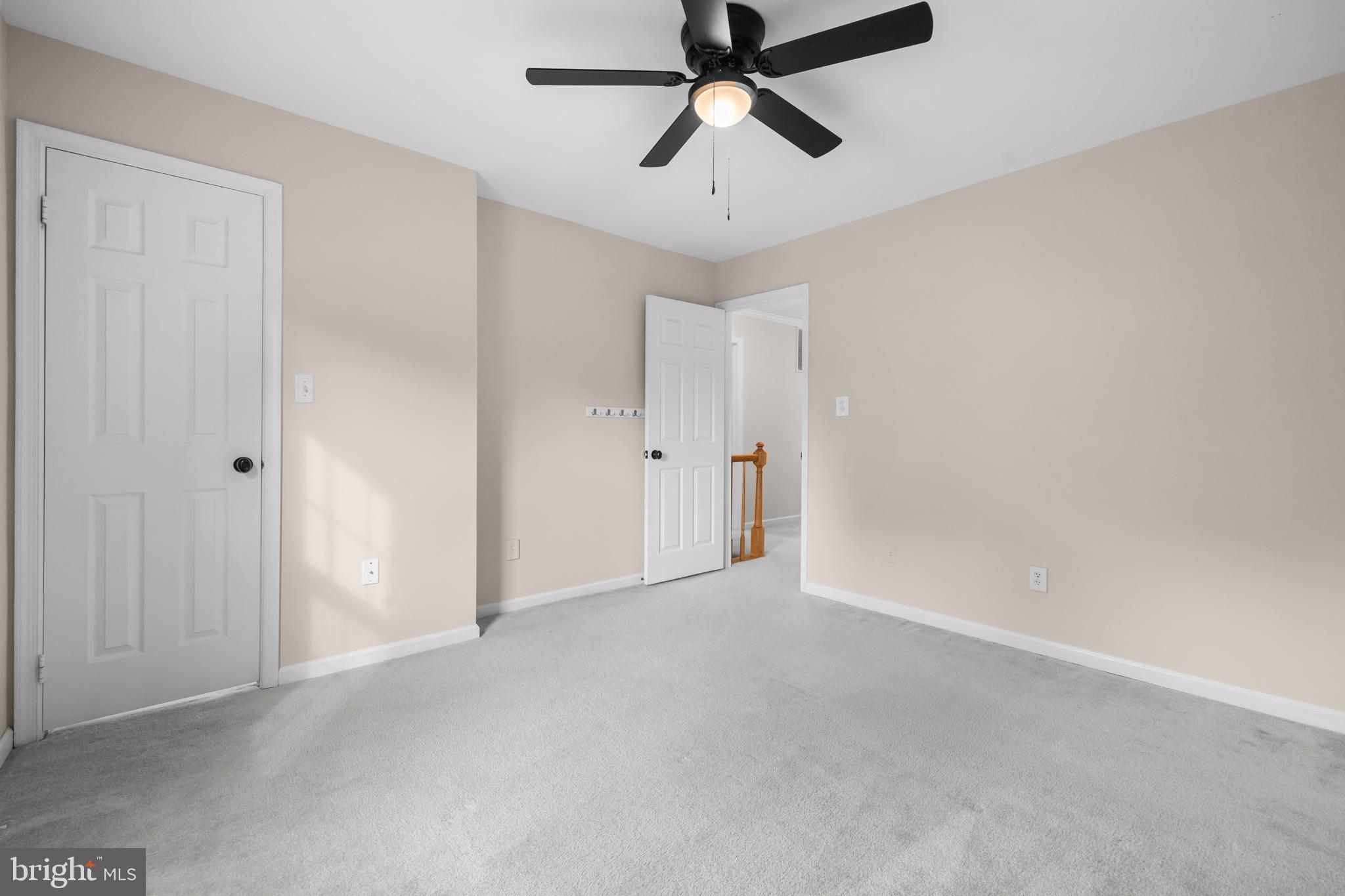 SOUTH RUN OAKS - Residential