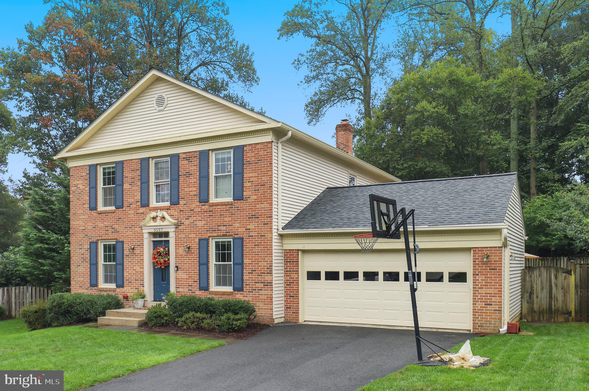 SOUTH RUN OAKS - Residential