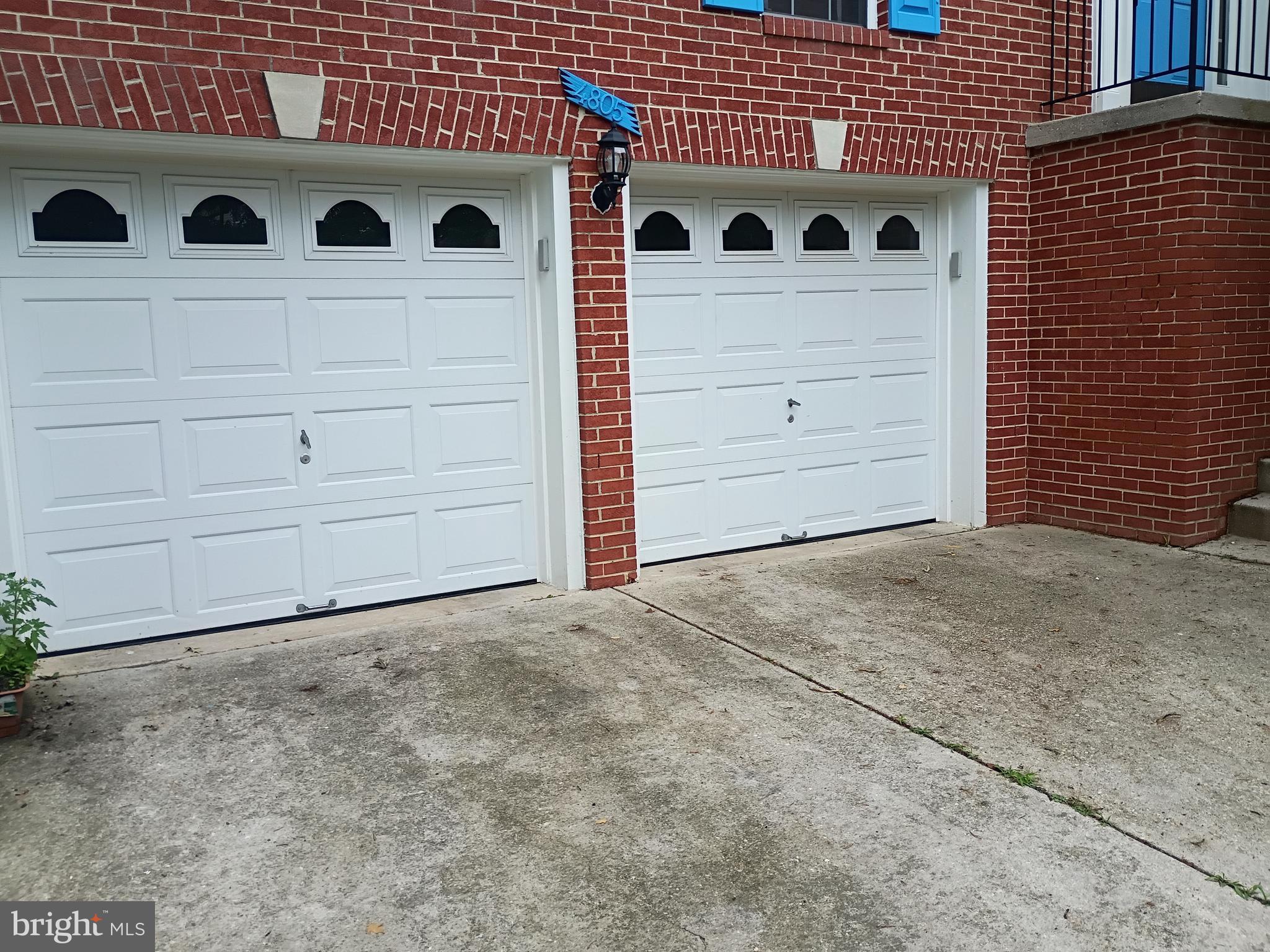 4805 ASHFORD PLACE