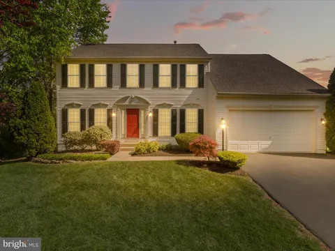 42026 Cherish Court, Aldie, VA MLS: VALO2093718