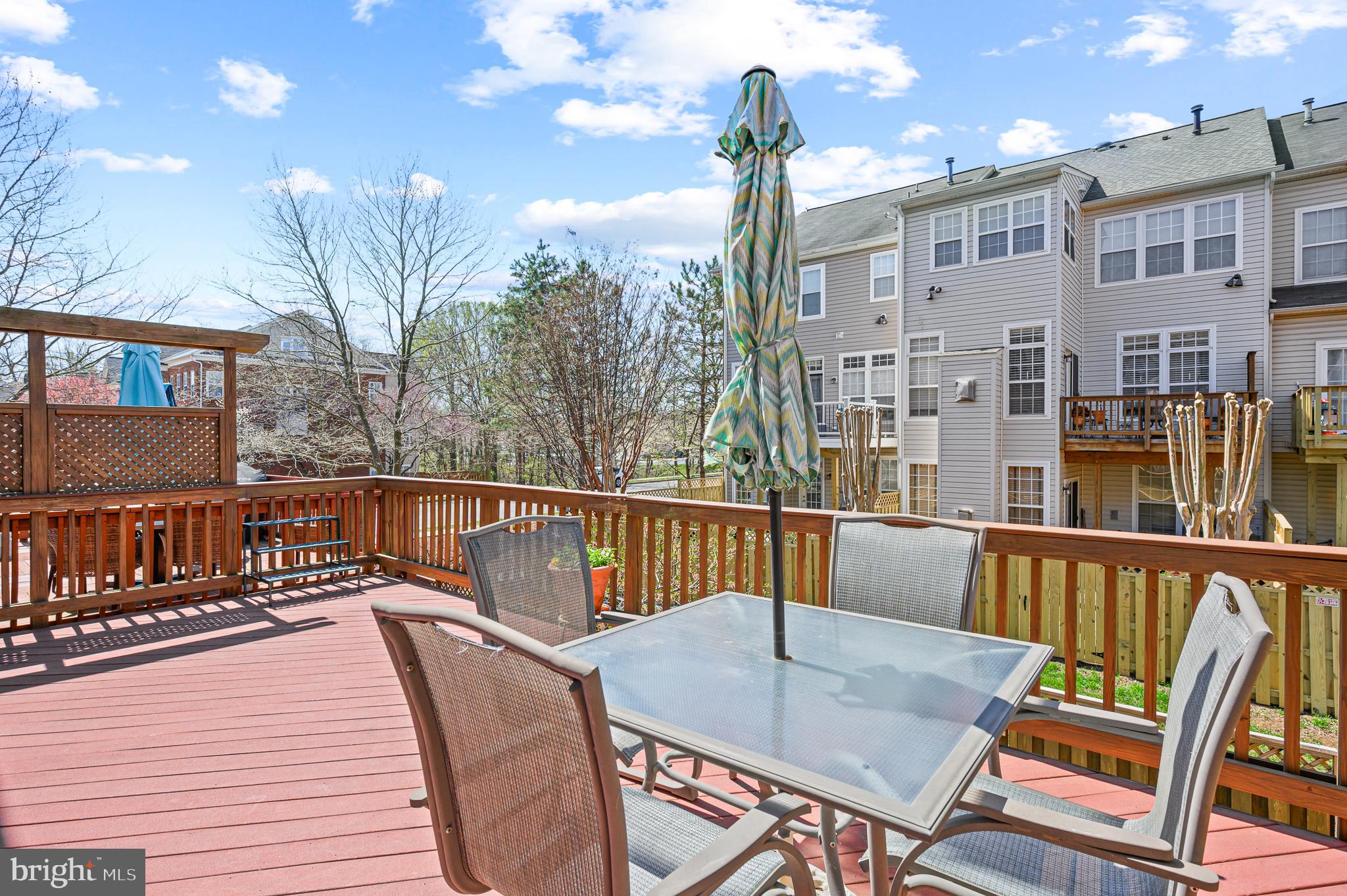 BROADLANDS SOUTH - Residential