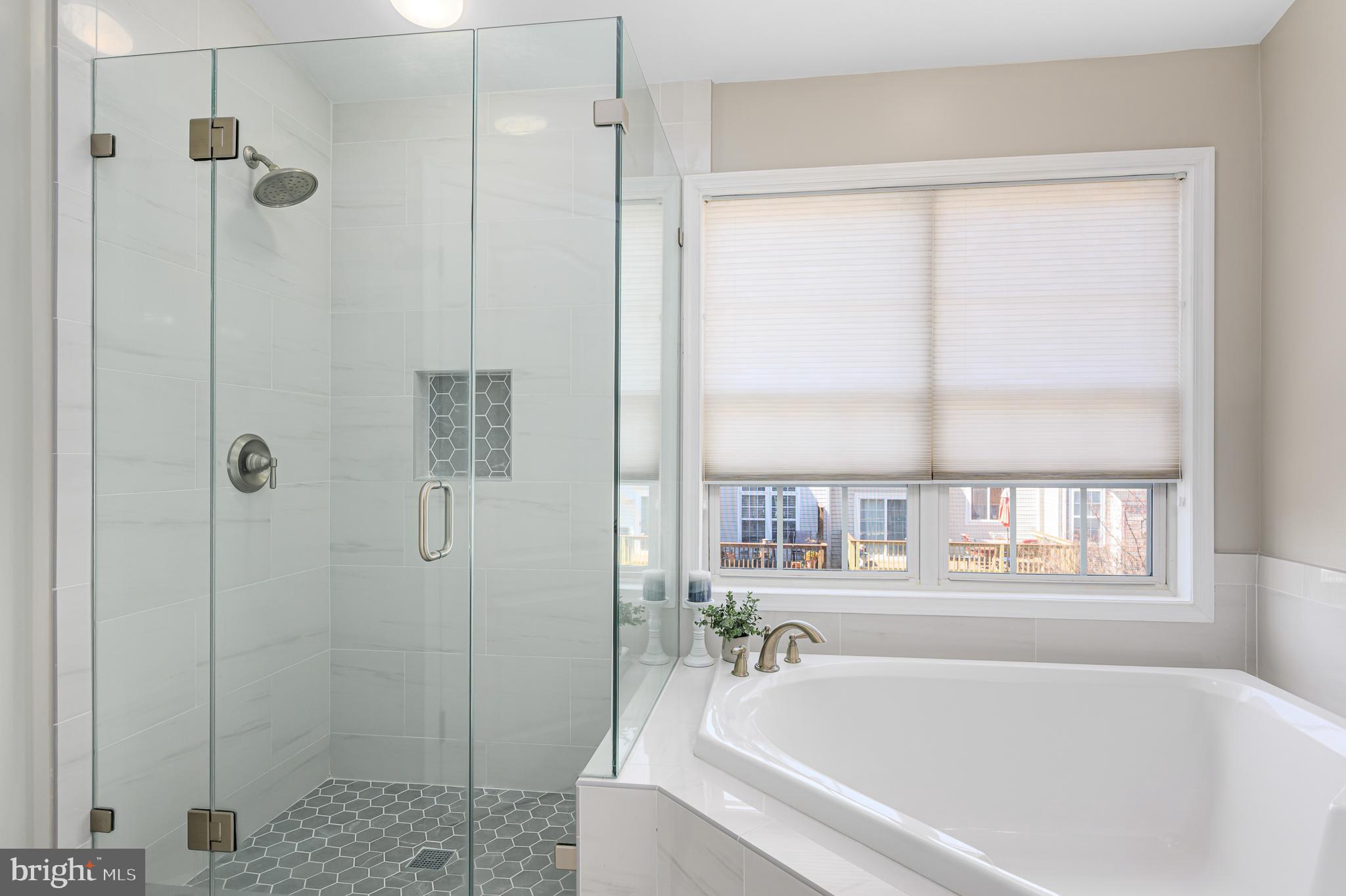 BROADLANDS SOUTH - Residential