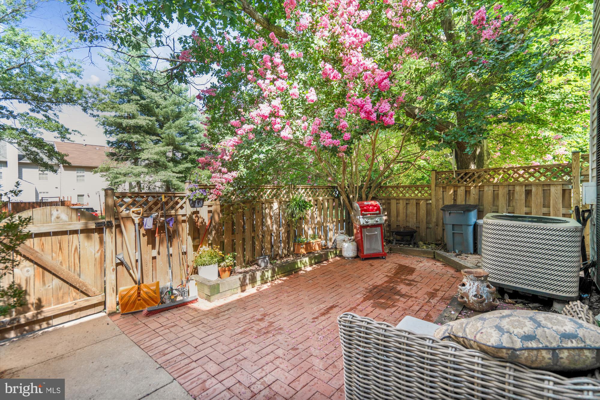 13213 WHITECHURCH CIRCLE