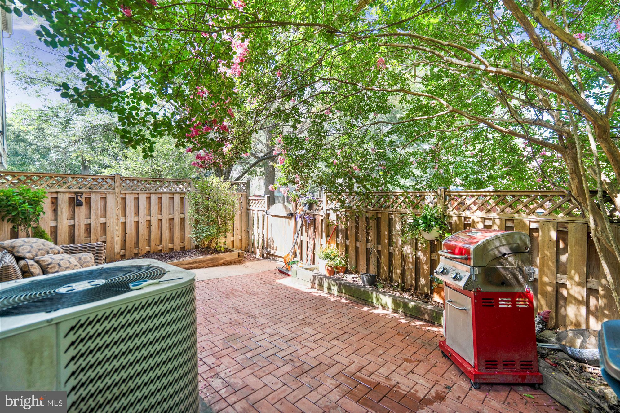 13213 WHITECHURCH CIRCLE