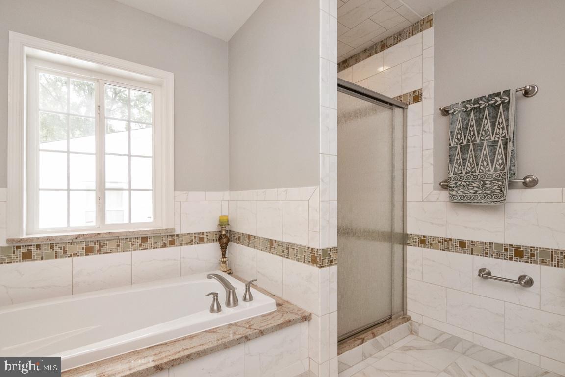 ALCOVA HEIGHTS - Residential