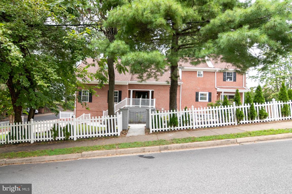 ALCOVA HEIGHTS - Residential