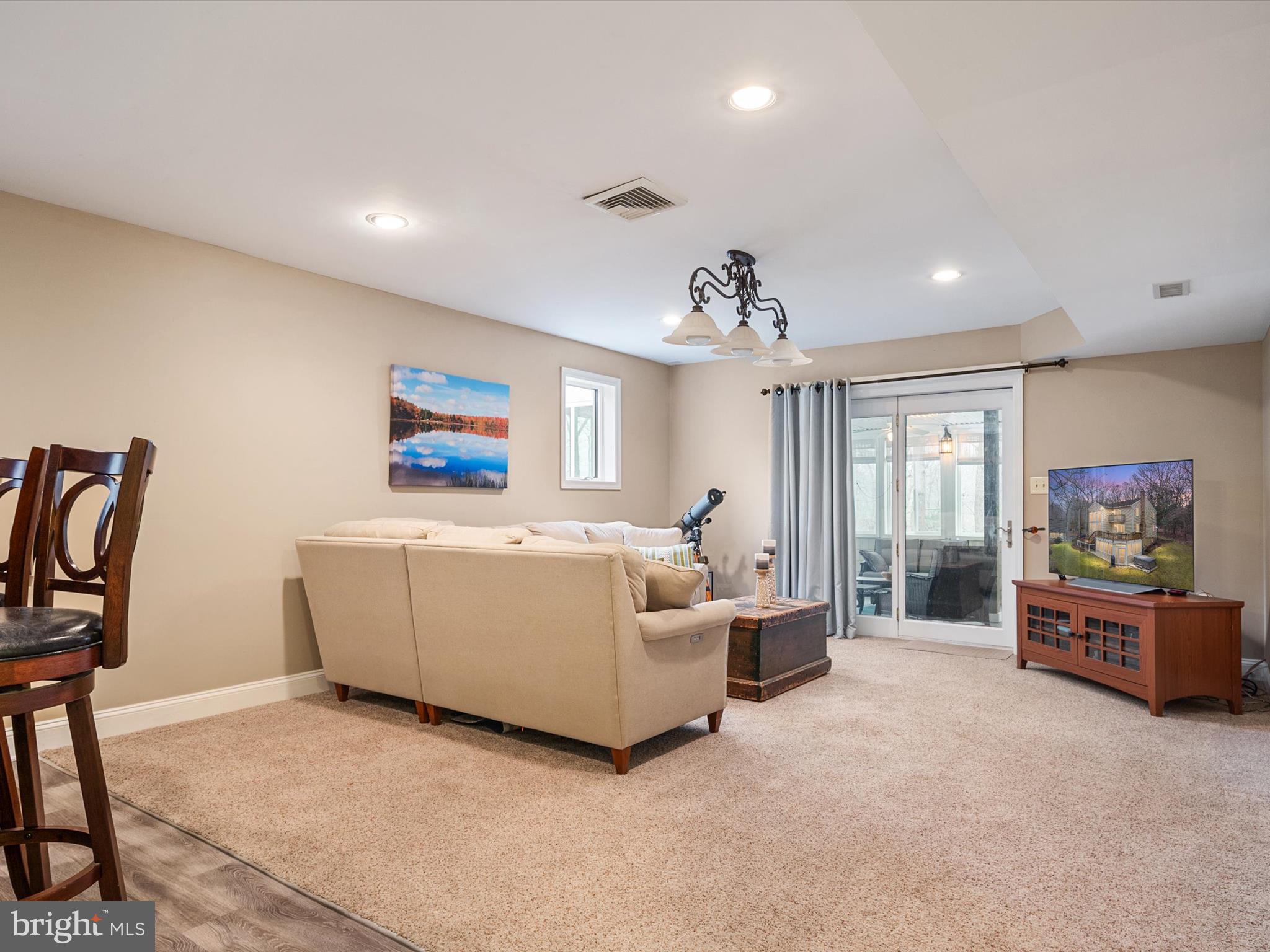 NORTH RIVER FOREST - Residential