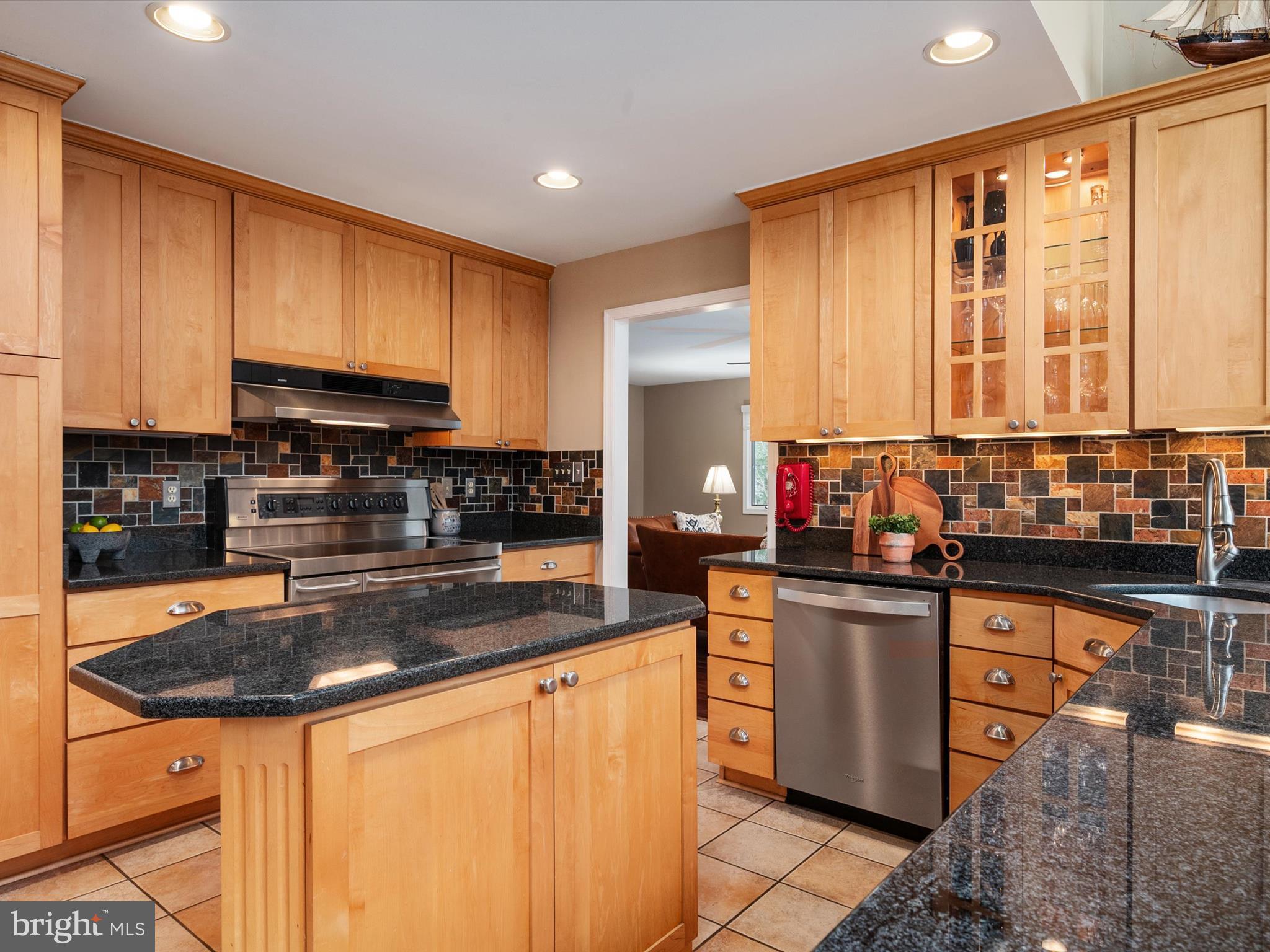 NORTH RIVER FOREST - Residential