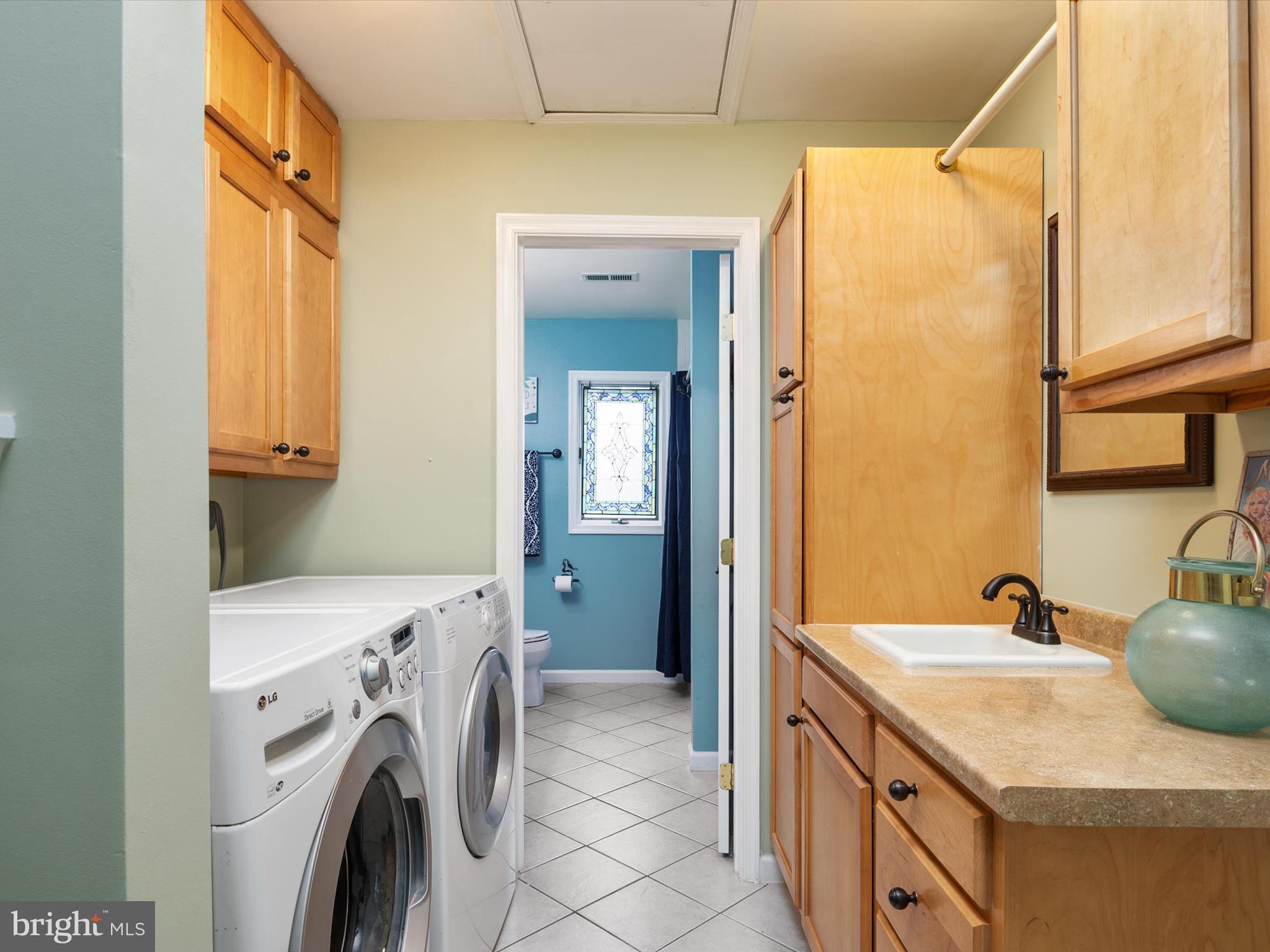 NORTH RIVER FOREST - Residential