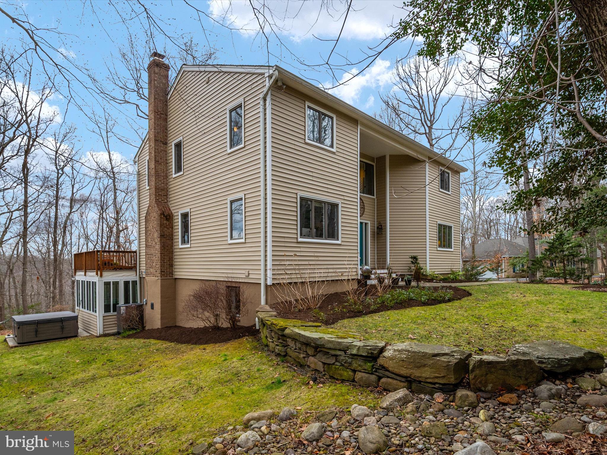 NORTH RIVER FOREST - Residential