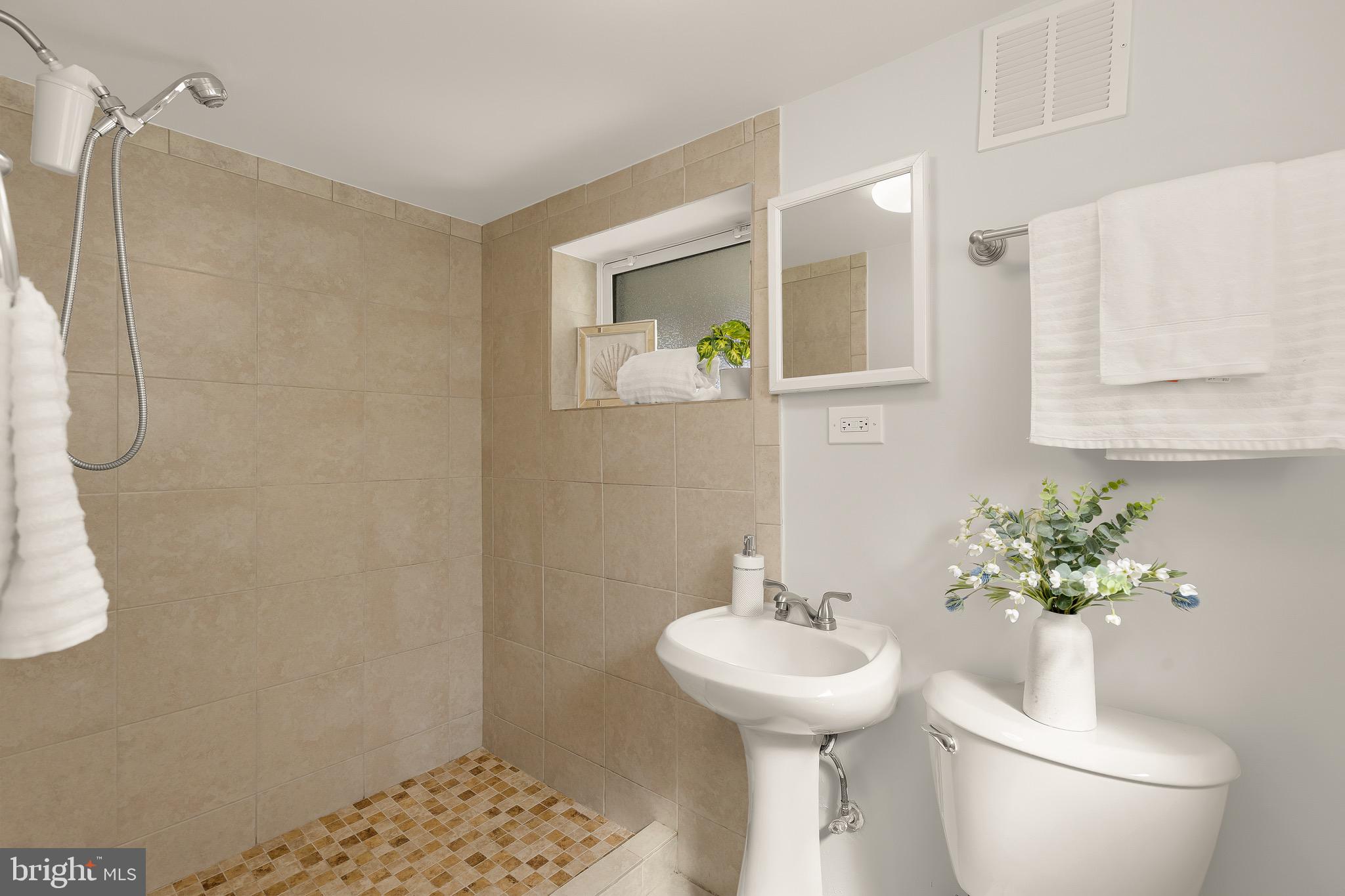 CHERRYDALE - Residential