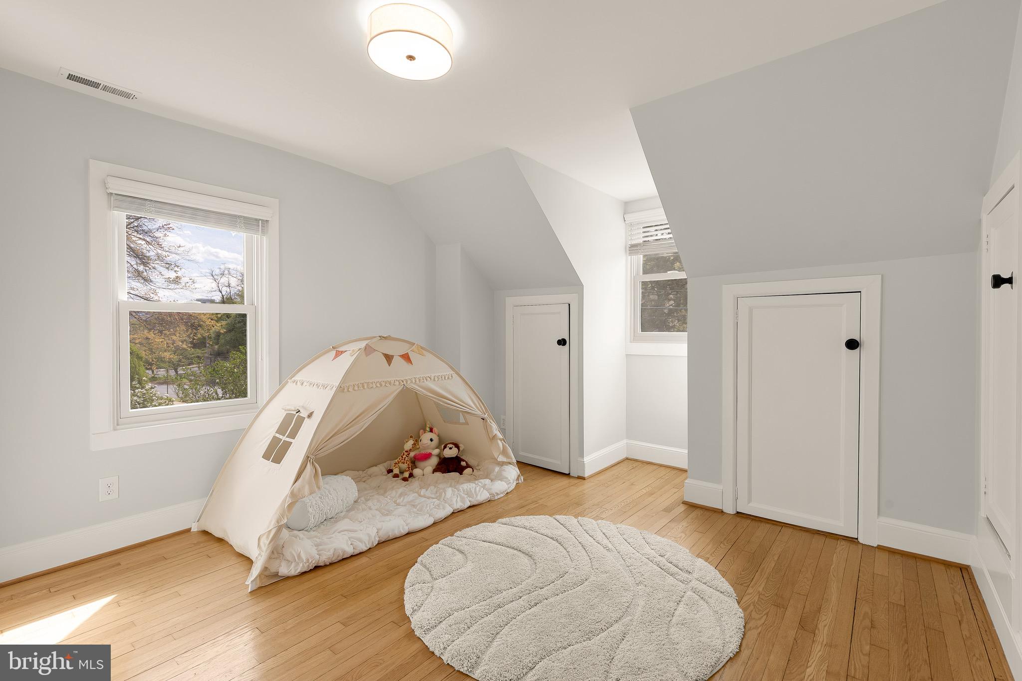 CHERRYDALE - Residential