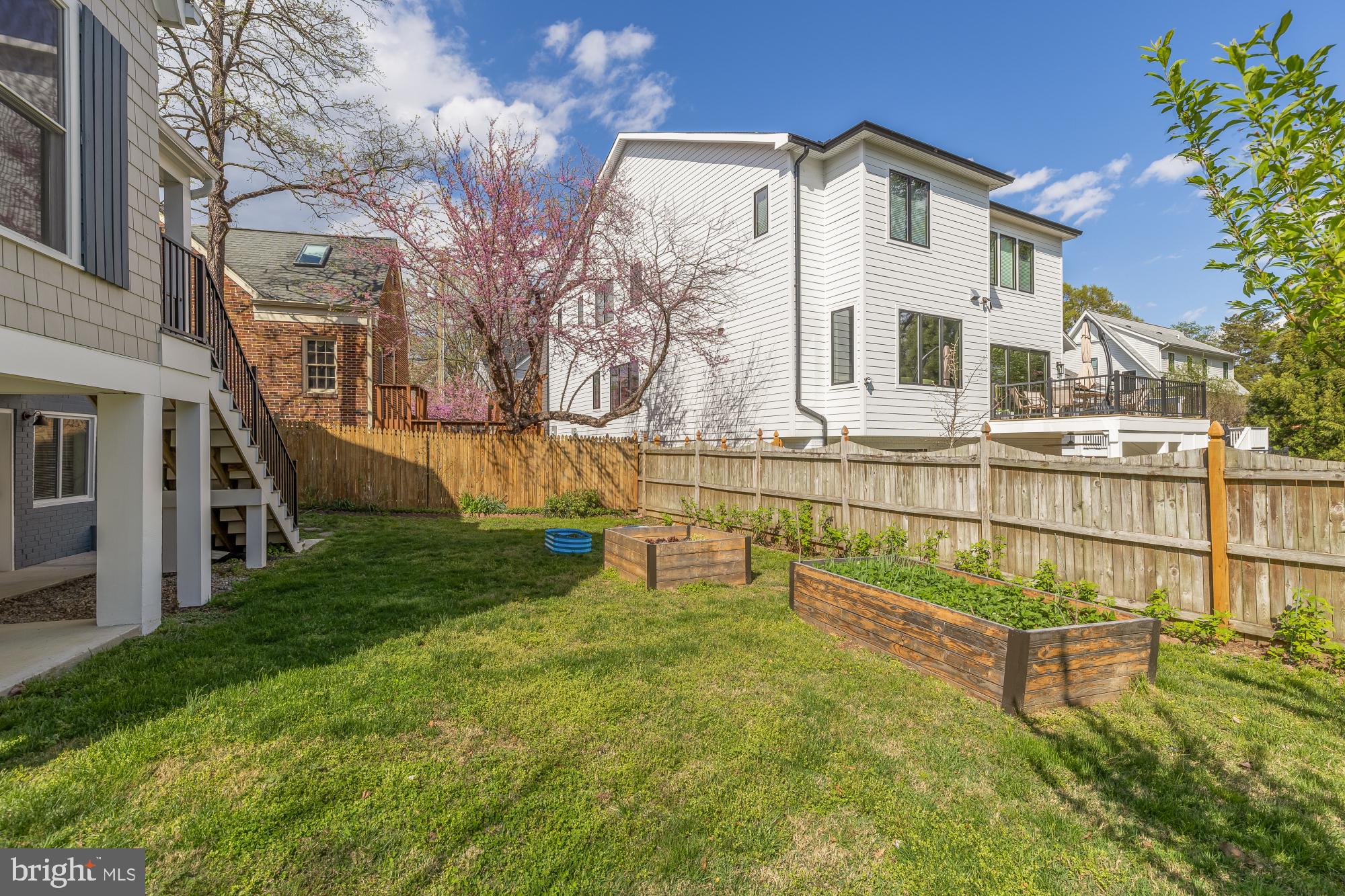 CHERRYDALE - Residential