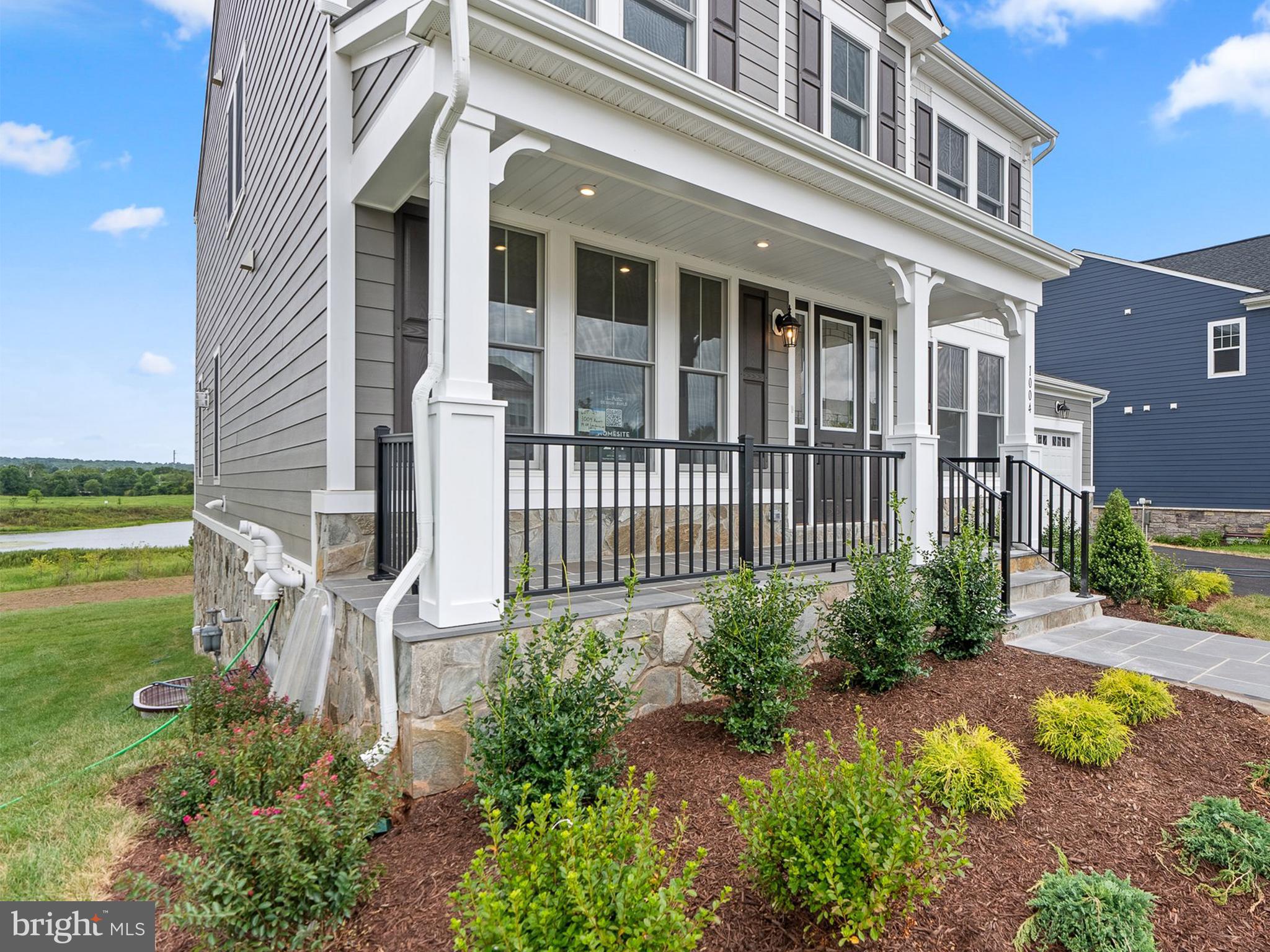 MEADOWBROOK - Residential