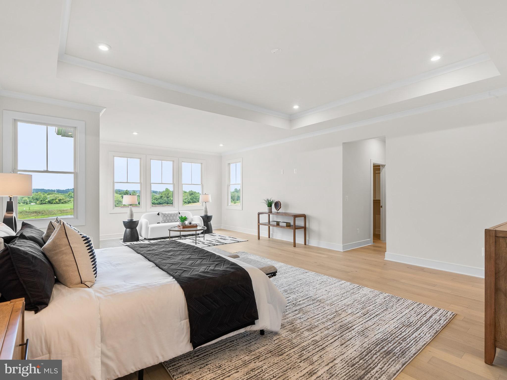 MEADOWBROOK - Residential