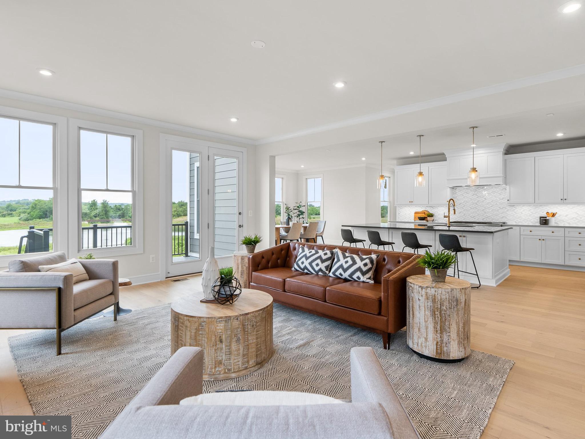 MEADOWBROOK - Residential