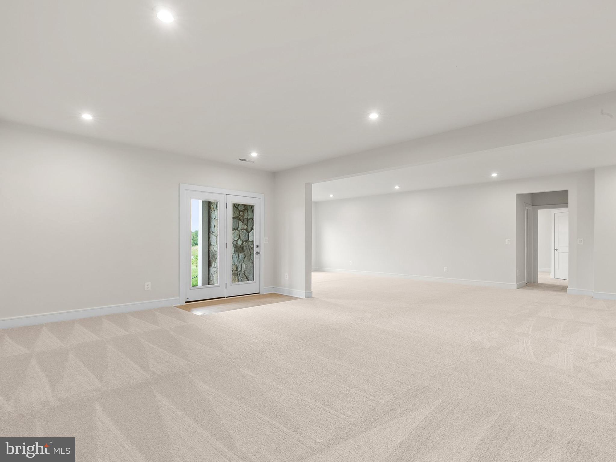 MEADOWBROOK - Residential