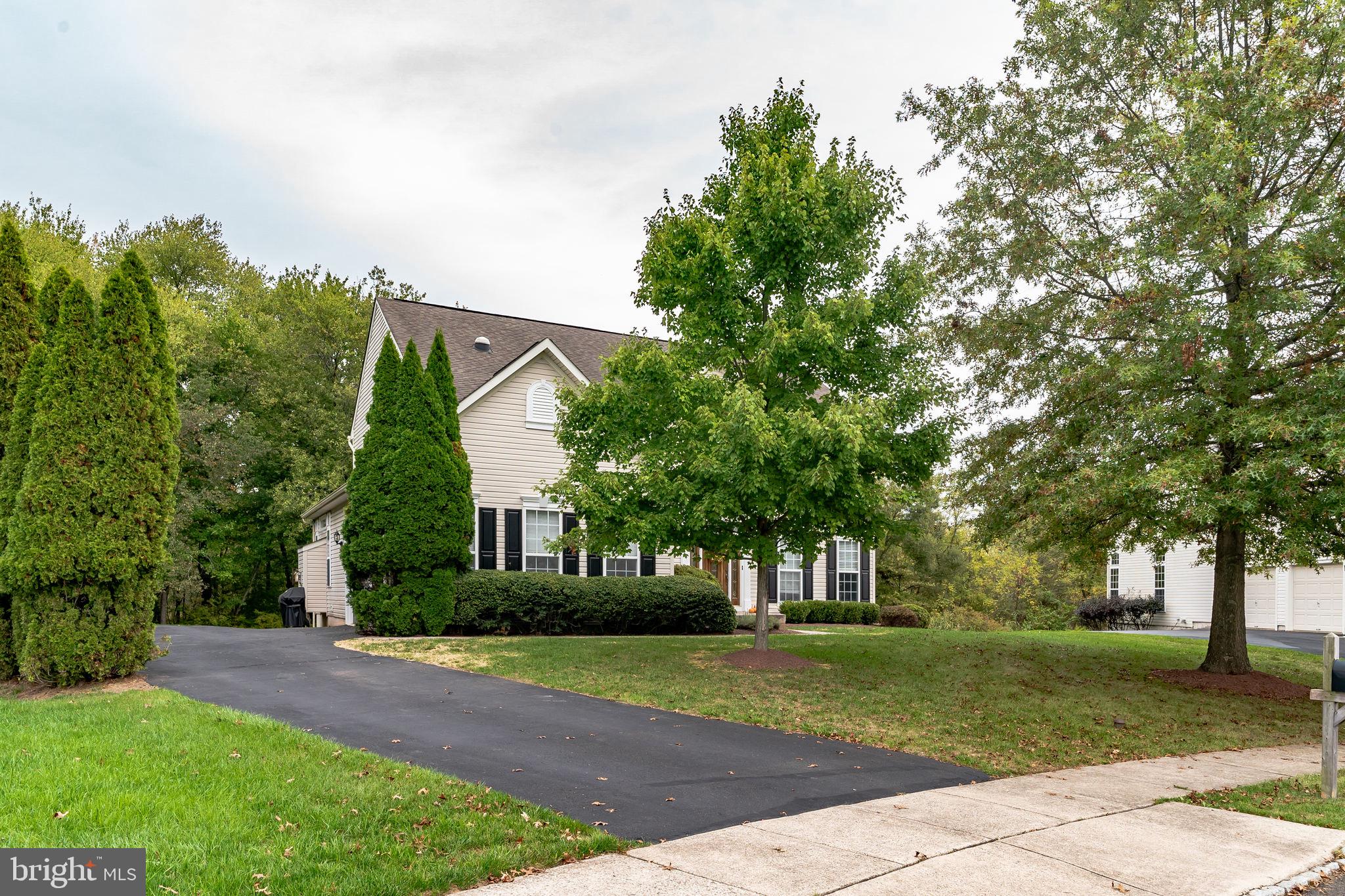 HICKORY RIDGE - Residential